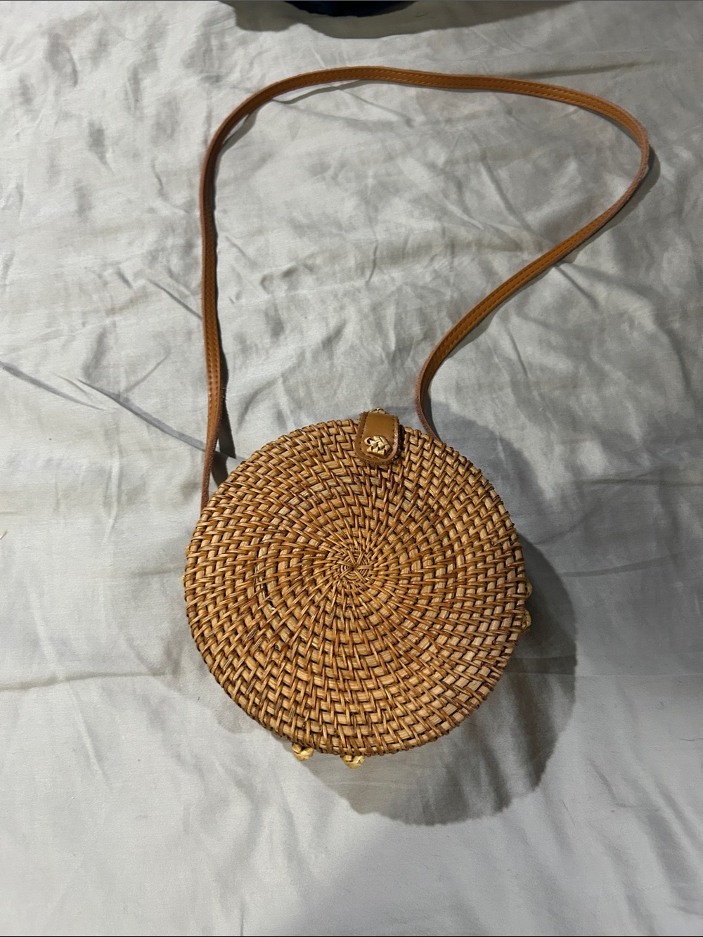 Urban outfitters Round Woven Crossbody Bag in Tan